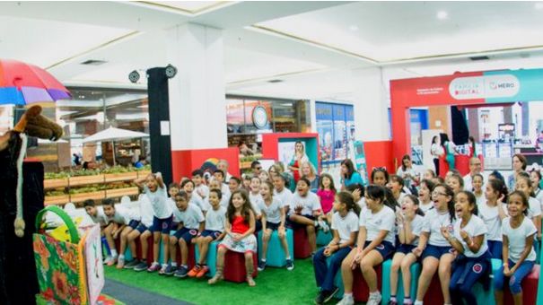 Teatro para o dia do livro infantil