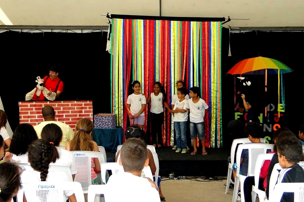 Teatro festa junina na escola